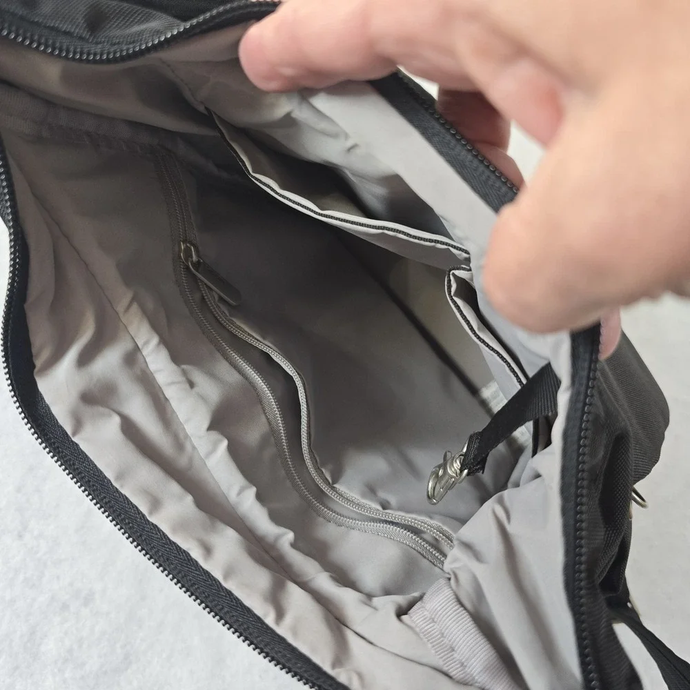 Travelon Anti-Theft Classic Messenger Bag, Black Handbag